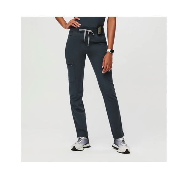 Figs Dark Harbor Yola High Waisted 2.0 Skinny Scrub Pants for Women - Picture 4 of 5